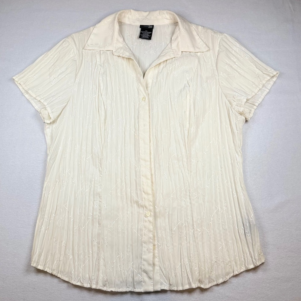 East 5th Woman Cream Pleated Floral Embroidered Button Down Shirt 1X Plus Size